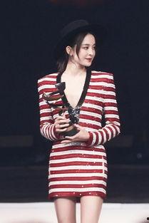 女明星吃黑瓜被抓视频,隐私泄露与网络舆论风暴